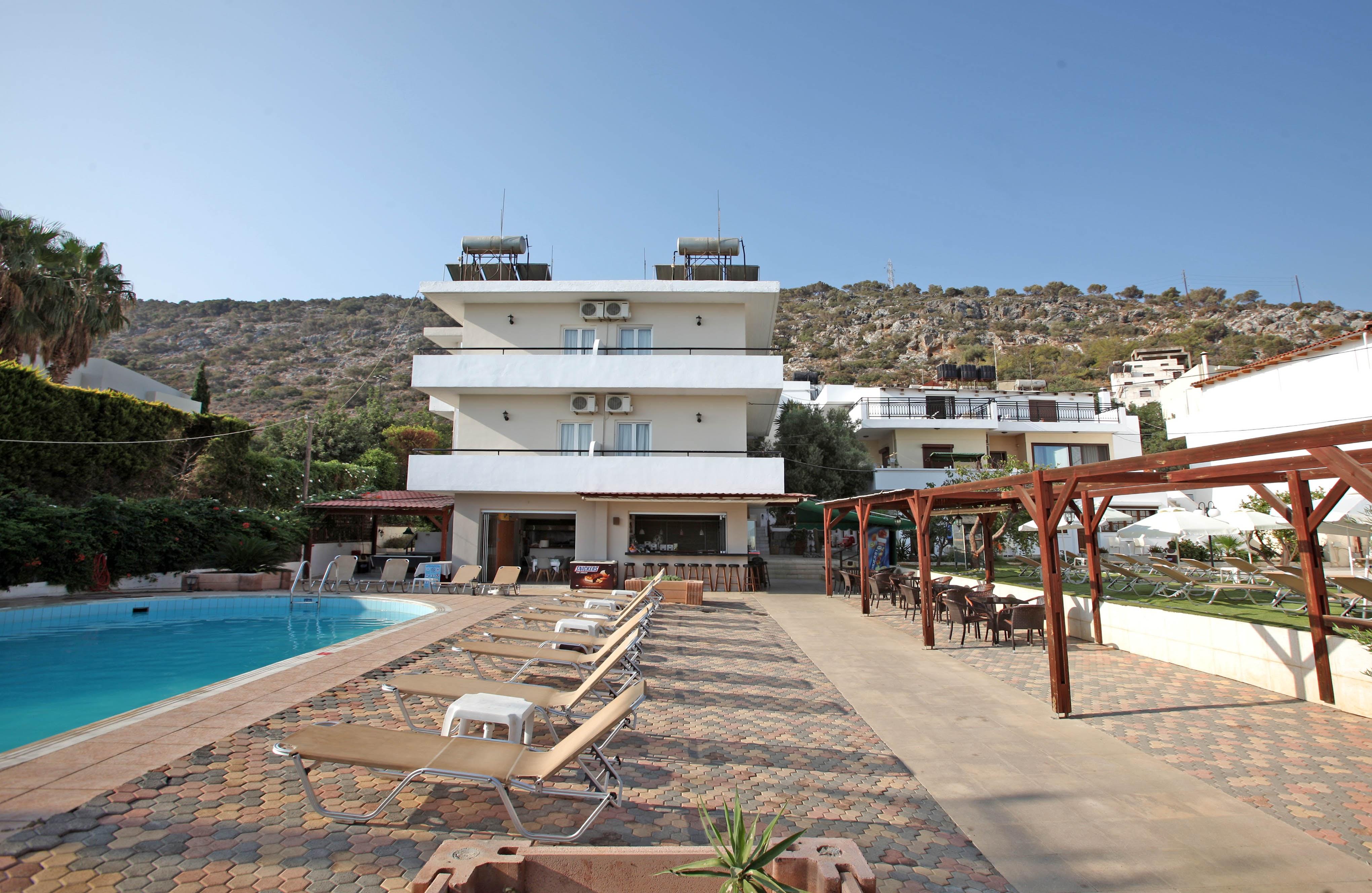 Iraklis Apartments Сталида Экстерьер фото