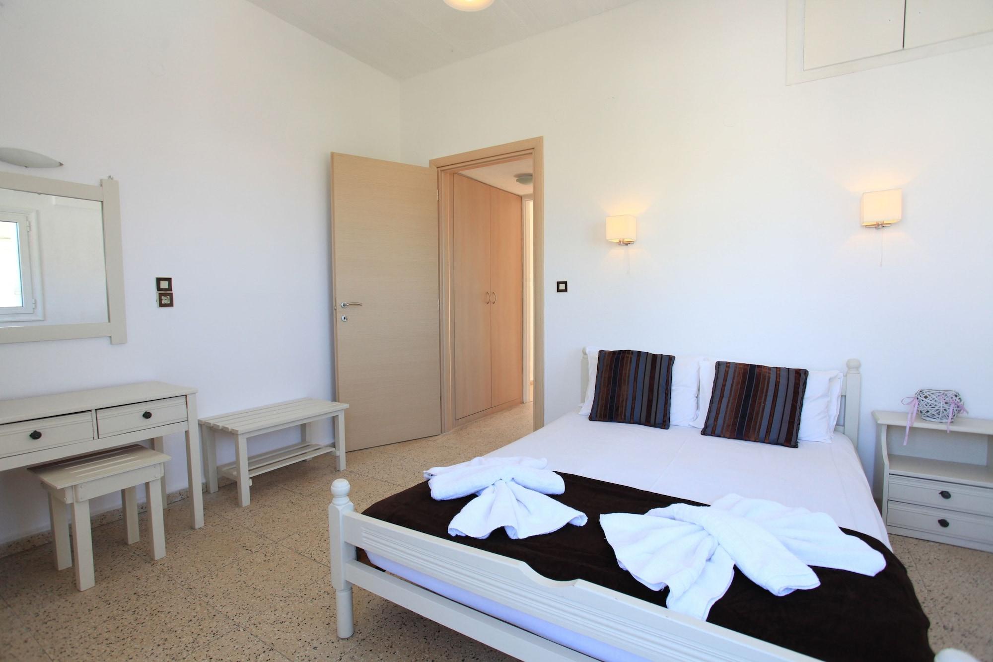 Iraklis Apartments Сталида Экстерьер фото